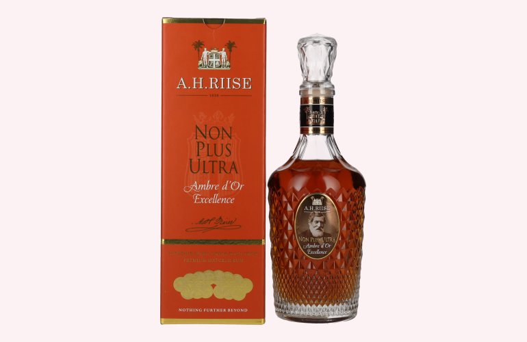 A.H. Riise NON PLUS ULTRA Ambre d'Or 42% Vol. 0,7l en boîte cadeau