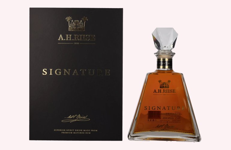 A.H. Riise SIGNATURE Master Blender Collection 43,9% Vol. 0,7l en boîte cadeau