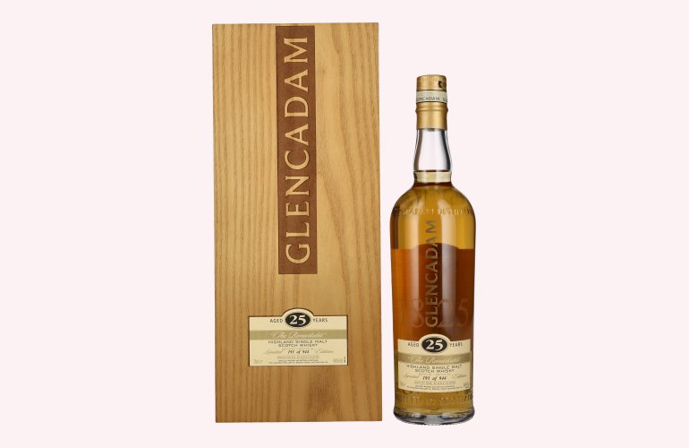 Glencadam 25 Years Old The Remarkable Batch 7 46% Vol. 0,7l in Holzkiste