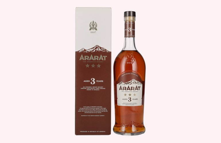 Ararat 3 Years Old 40% Vol. 0,7l in geschenkverpakking